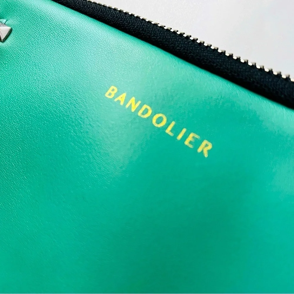 NWOT Bandolier Leather Expanded Zip Pouch For Phone